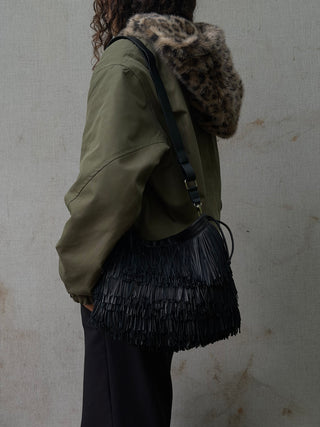 Fringes Black