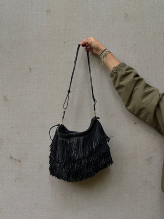 Fringes Black