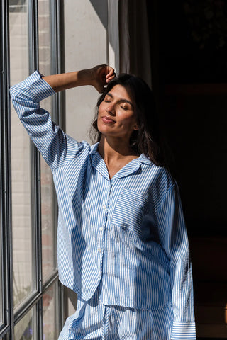 Pyjama à rayures bleues
