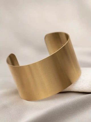Matte Brede Bangle