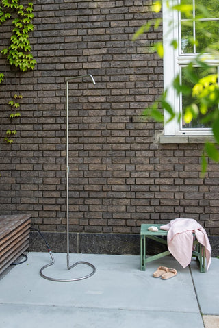 Serpentine Outdoor Douche