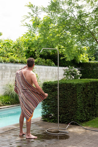 Serpentine Outdoor Douche