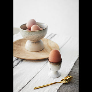 Round wooden plates - Madam Stoltz sfeerbeeld AW21